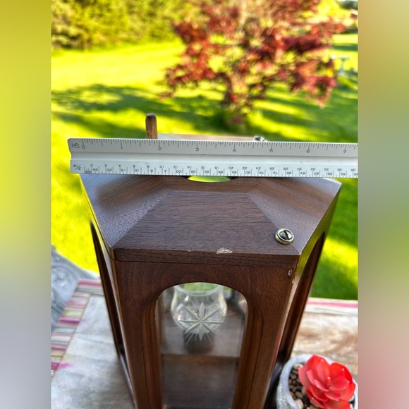 VTGKrantz Colonial WoodKrafts Hand Crafted Candle Holder Etched
Glass Hexagonal - Picture 4 of 10